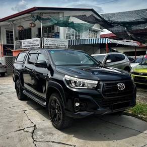 Toyota HILUX 2.8 BLACK EDITION (A)