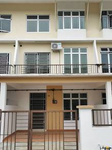 Hot deal! 2.5 Storey Terrace House for sale @ Taman Scientex Senai