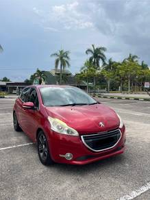 Peugeot 208 1.6 VTi ALLURE (A)