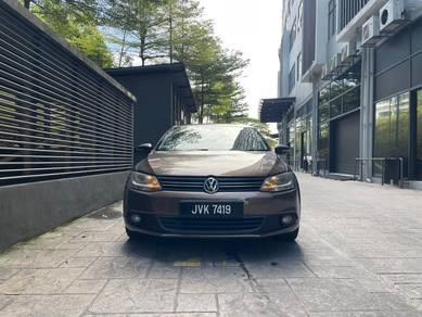 Volkswagen JETTA 1.4 TSI (CBU) (A)