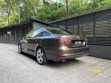 Volkswagen JETTA 1.4 TSI (CBU) (A)