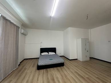 Room , Kota Samarahan