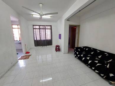 Azuria for sale , bu 700sf , GOOD CONDITION !!