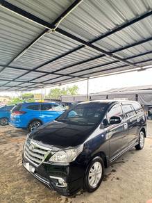 Toyota INNOVA 2.0 E (A)