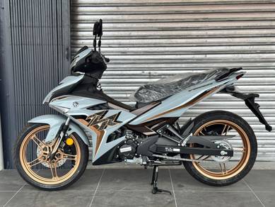 Yamaha Y15ZR SE!! BUY NOW!!