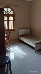 Room for rent Gelugor