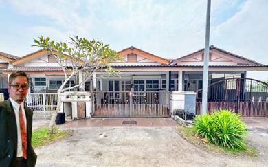 Single Storey House Tmn Desa Saujana Sg Merab near PUTRAJAYA
