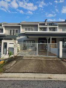 [Renovated] Double Storey Laurel Terrace at Laman View, Cyberjaya