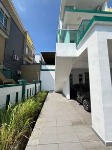 Cluster House Taman Kempas Utama - 3 Storey