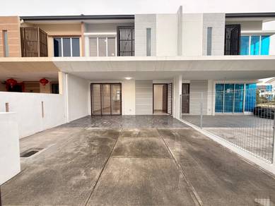 Double Storey Aralia, Kota Bayuemas, Klang