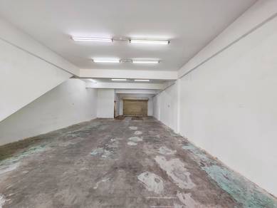 BEST VALUE! Strategic End Lot Shop for Rent – Bandar Putera 2