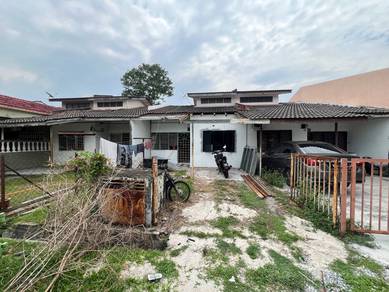 Refurbished Freehold Single Storey Terrace at Taman Menara Maju Klang