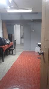 Flat PKNS Seksyen 16 Shah Alam Level 2 Not Furnished with Table Top