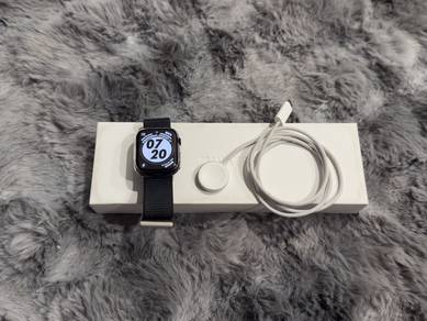 Apple Watch 9 GPS + Cellular