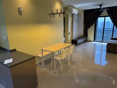 D'Vervain residence, Partial furnished with fridge and washing machine