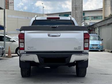 Isuzu D-MAX 2.5 STANDARD 4X4 FACELIFT (A)