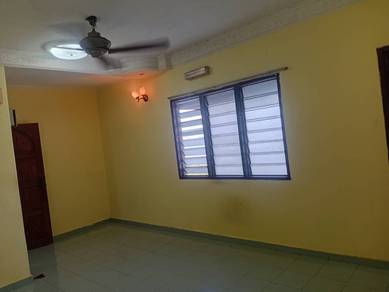 Pangsapuri Pelangi Macallum Street 3-Bedrooms 2-BATHS Partly Renovated