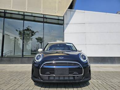 Mini Cooper Facelift 1.5 Japan Spec 5 Door