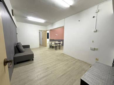 FULLY RENOVATED * Taman Utama Minden Hgts 2-Bedrooms 550SF Nr USM