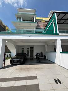 Taman Kempas 3 Storey Terrace Well Taken Care Spacious Non Bumi 