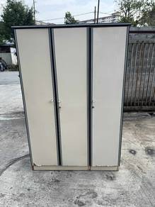 4x6ft 3 Door Wardrobe Almari Baju Drawer Cupboard