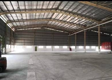 SUNGAI BULOH ( JALAN KUSTA ) Factory/ Warehouse TO LET