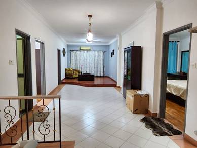 Spacious, Stylish Luxury Penthouse Duplex Unit for Sale@ Bayu Puteri 1