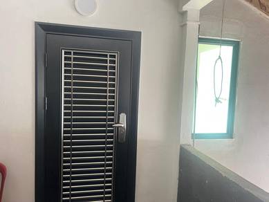 Can Full loan Renovated Flat Bandar Selesa Jaya, Skudai