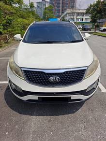Kia SPORTAGE 2.0 (A)