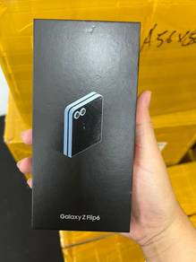 Samsung Galaxy Z Flip 6 5G 256GB - Used Condition