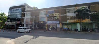 taman melawati lorong sarawak 3 storey shoplot freehold 22x80 near mal