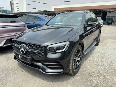 Mercedes Benz GLC300 4MATIC AMG LINE 2.0L (A)