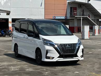 Nissan SERENA 2.0 S-HYBRID PREMIUM HIGHWAY