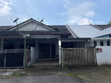BDC 1.5 Storey Terrace House For SALE