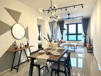 3R2B Investment Condo Cantik【Freehold & Full Loan】Dkt Uni & 100 Kedai!