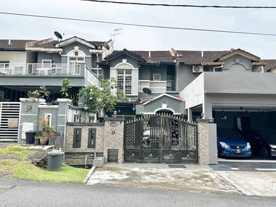 Double storey taman puncak jalil@ bandar putra permai,seri kembangan