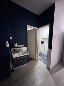 Partial Furnished Shop Office (Corner Unit) @ Bandar Puteri Puchong Fo