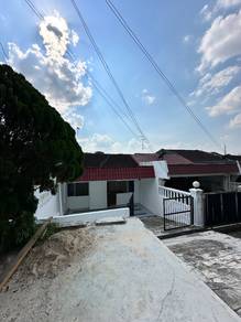 Ulu Tiram Opposite NSK Mart🏠22×80 Single Storey Terrace House