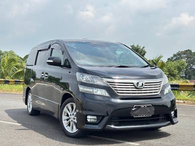 Toyota VELLFIRE 2.4 Z (A) / Nice Condition