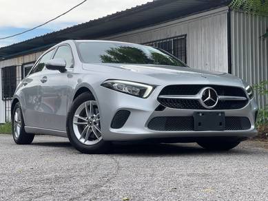 Mercedes Benz A180 1.3 TURBO SE (CBU) (A)
