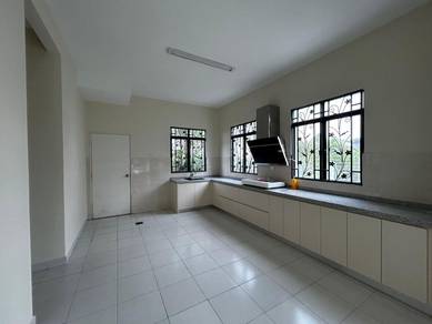 Bungalow House For Rent! Bandar Saujana Utama!