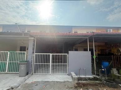 Tangkak Taman Sri Nilam🏠Teres 2 Tingkat 3 Bilik 2 Tandas✅