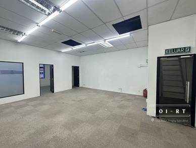 RENOVATED 2nd Floor Shop @ Jalan Plumbum, Seksyen 7 Shah Alam FOR RENT
