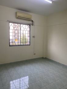 Newly Refurbished Sri Ros Apartment Kajang