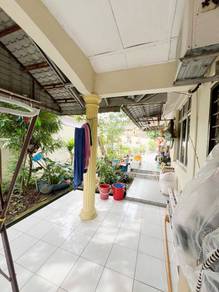 Taman Rinting Near Permas End Lot , More Carpark , Good Condition