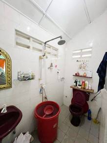 Taman Rinting Near Permas End Lot , More Carpark , Good Condition