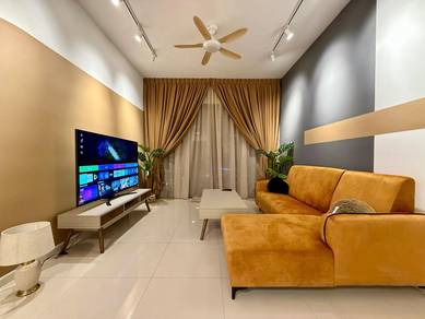 Comfy Spacious Brand New with with balcony