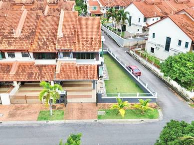 Setia Alam Sari, Bangi. End Lot Double Storey Terrace House.