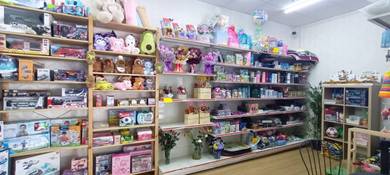 Retail Assistant aka Customer Service