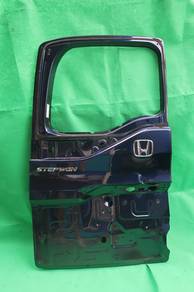 HONDA stepwagon TAIL GATE RP3
